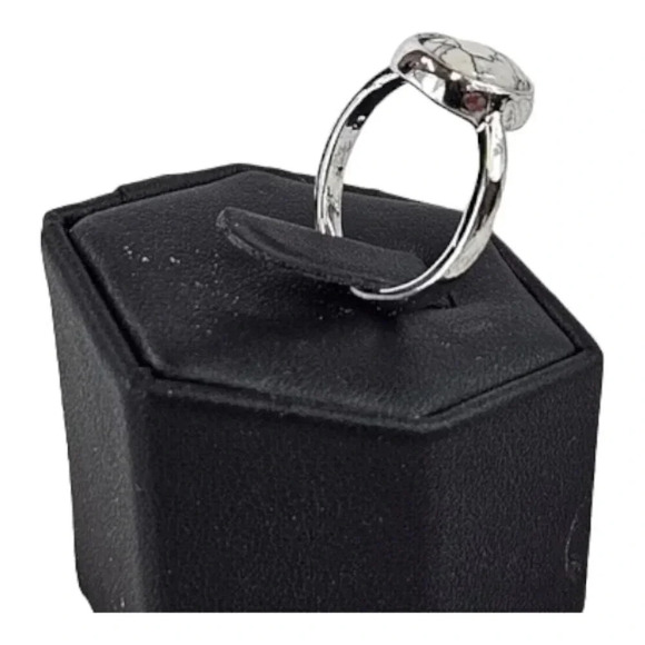 White Adjustable Fashion Ring  Circle A30 - Picture 4 of 11